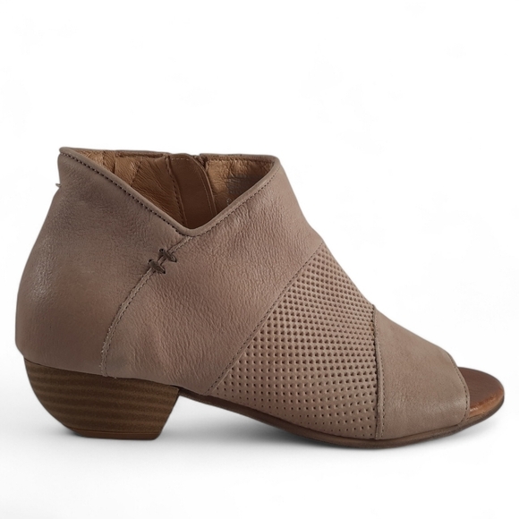 MIZ MOOZ Clermont Peep Toe Leather Heeled Booties Laser Cut Sandals Heels 7.5 - Picture 3 of 14